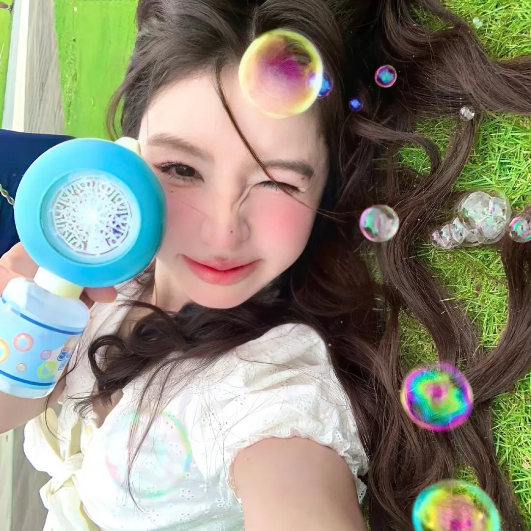 五月的你，十二月的她